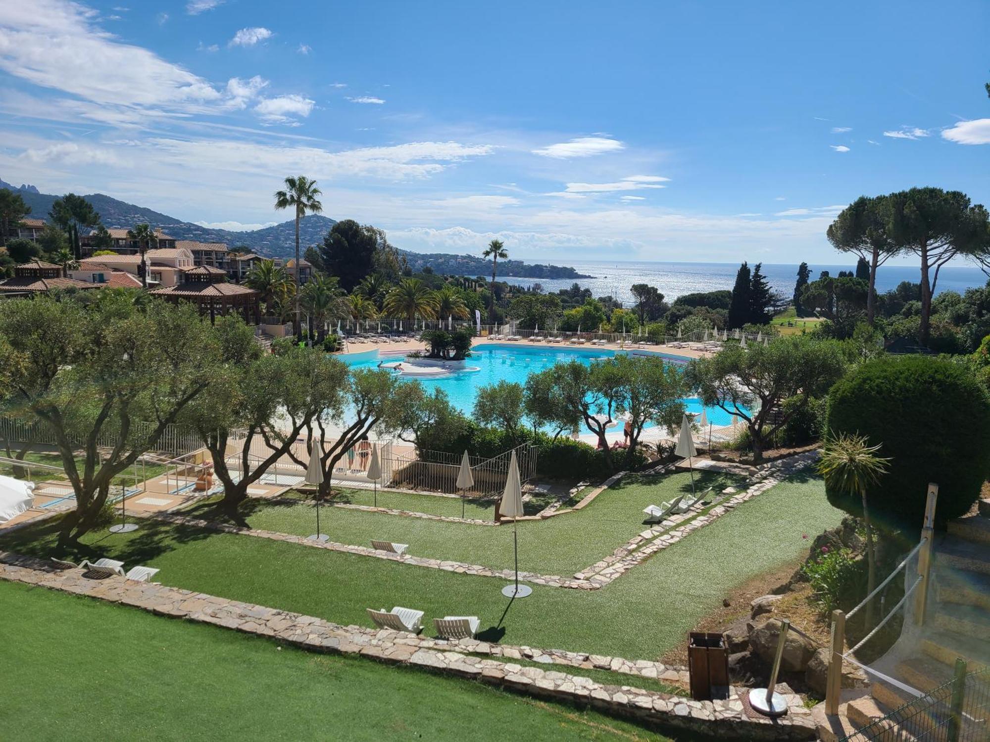 Evasion Nature A Cap Esterel Jardin, Mer & Golf Tout Confort Saint-Raphaël Екстериор снимка