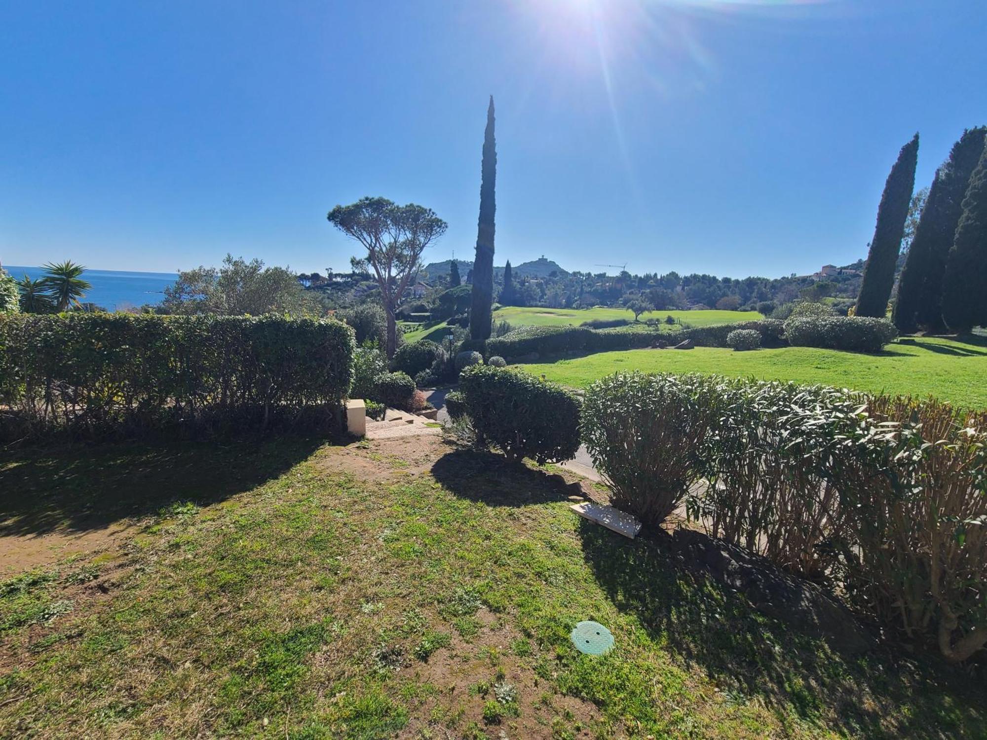 Evasion Nature A Cap Esterel Jardin, Mer & Golf Tout Confort Saint-Raphaël Екстериор снимка